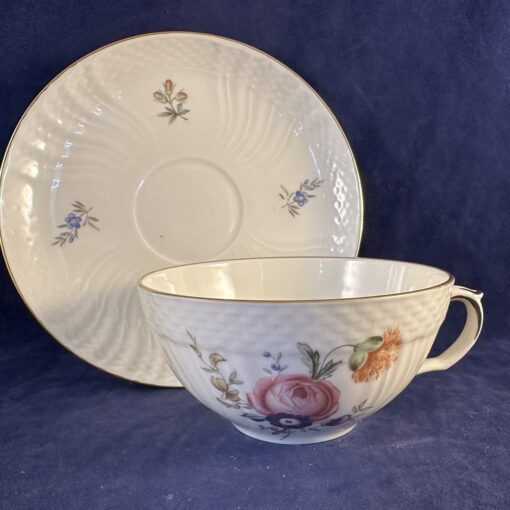 Royal Copenhagen Frijsenborg theekop en schotel (7) Ø 10 cm hoog 5 cm - Afbeelding 2