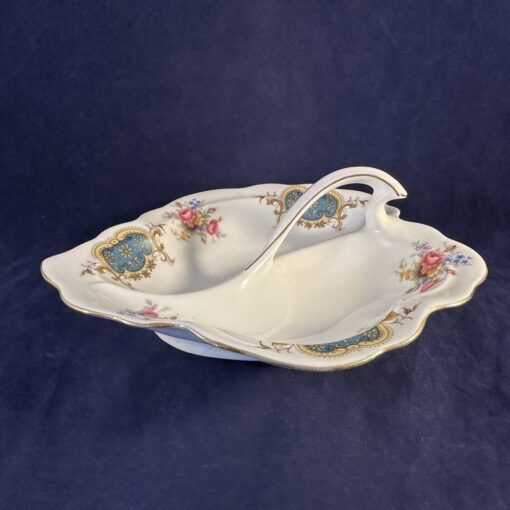 Royal Albert 'Berkeley' tweevaks schaaltje met greep. 18 x 19 cm. - Afbeelding 2