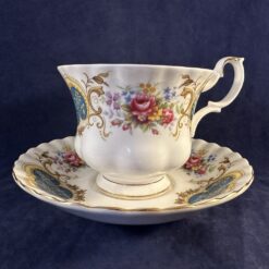 Royal Albert 'Berkeley' herenkop met schotel Ø 9 cm hoog 8 cm
