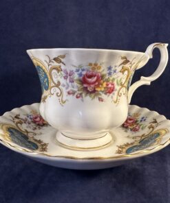 Royal Albert 'Berkeley' herenkop met schotel Ø 9 cm hoog 8 cm