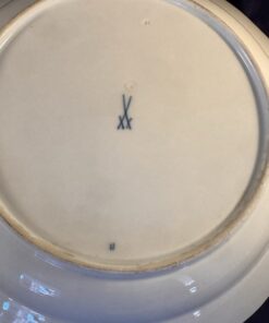 Meissen zwiebelmuster grote ronde serveerschaal Ø 31,5 cm, diep 5 cm. 