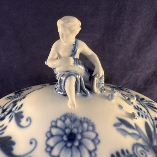 Meissen zwiebelmuster - blue onion zeer grote ovale terrine met deksel 34 x 23 cm