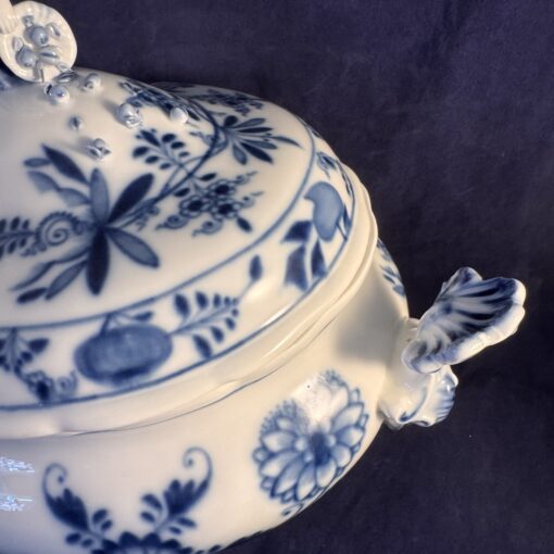 Meissen zwiebelmuster - blue onion zeer grote ovale terrine met deksel 34 x 23 cm