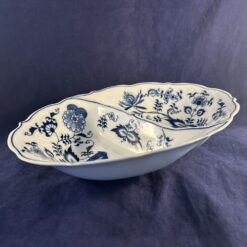 Blue Danube tweevakschaal 28 x 19 cm. hoog 6 cm