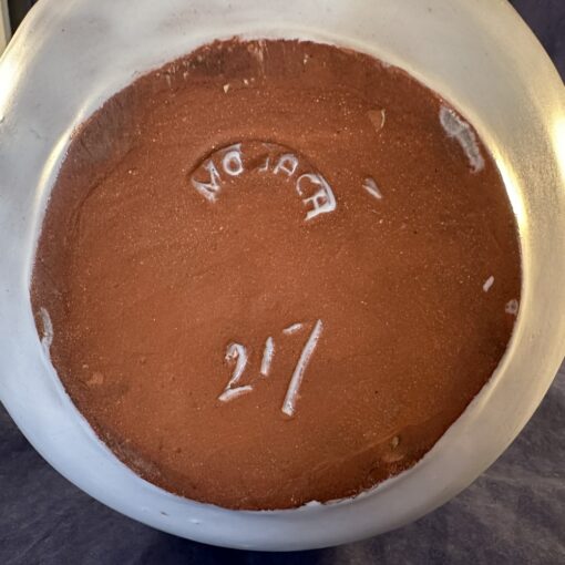 Mobach vaas met herten, keramiek, hoog 20,5 cm. - Afbeelding 2