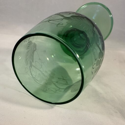 Set van 6 groene roemers met prachtige druivenranken gegraveerd. hoog 18,5 cm - Afbeelding 2
