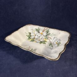 Royal Albert 'White Dogwood' bonbonschaaltje 9 x 12,5 cm hoog 2,5 cm