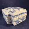 Dekselpot, met mooi bloemmotief Ø 10 x 10 cm, hoog 6,5 cm