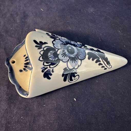 Delfts blauwe set van 2 wandvaasjes 10,5 cm x 6 cm. - Afbeelding 2
