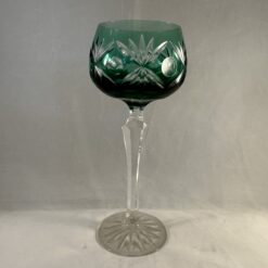 Val Saint Lambert wijnglas flessengroen prachtig geslepen, hoog 19,5 cm, Ø 7 cm