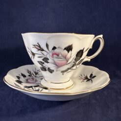 Royal Albert 'Queen's messenger' theekop en schotel Ø kopje 9 cm, hoog 7 cm