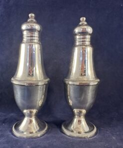 Sterling zilveren peper en zout stel hoog 13,5 cm.