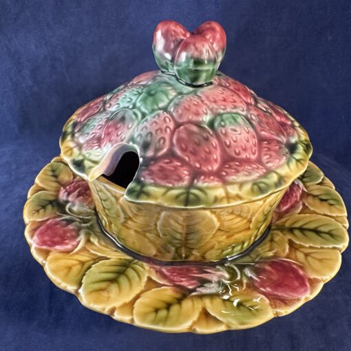 Sarreguemines majolica aardbeien- jampot hoog 12 cm Ø 12 cm. - Afbeelding 2