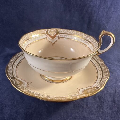 Royal Albert 'Crown china' theekop met schotel Ø 10,4 cm hoog 5,5 cm model 'Avon wide' (geel/goud) - Afbeelding 2