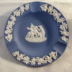 Wedgwood Jasperware lichtblauwe asbak, Ø 11 cm. (Pegasus)