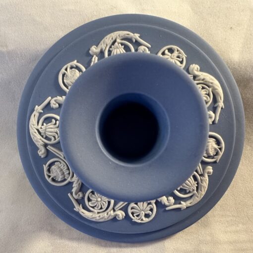 Wedgwood Jasperware lichtblauw kandelaartje hoog 3,5 cm Ø 9,7 cm - Afbeelding 2