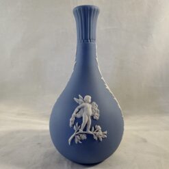 Wedgwood Jasperware lichtblauw vaasje hoog 13 cm Ø 2 cm - Afbeelding 3
