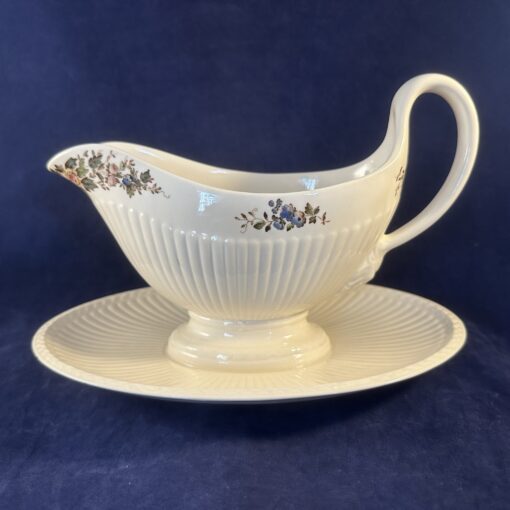 Wedgwood Conway sauskom met vaste schotel hoog 15,5 cm. - Afbeelding 2