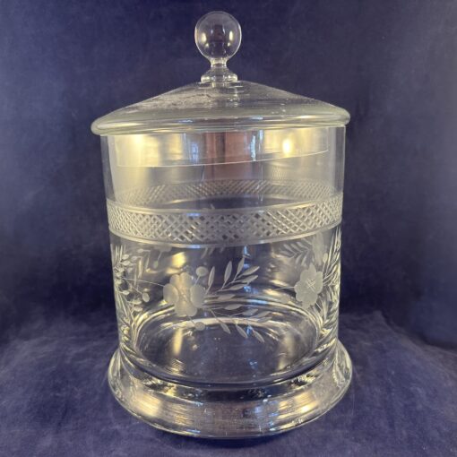 Pot met deksel / beschuitbus geslepen kristal, hoog 23 cm Ø 15 cm