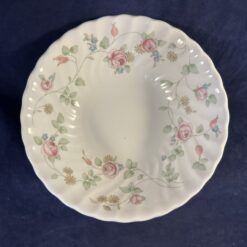 Wedgwood 'Rosehip' papkom Ø 15,5 cm hoog 4,5 cm