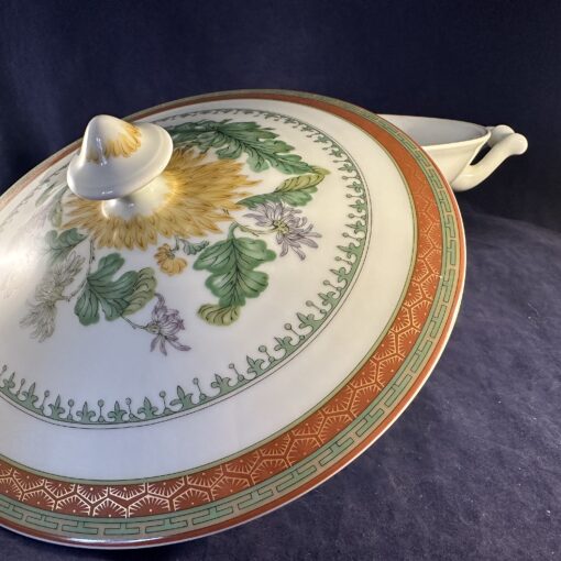 Haviland &Co Limoges Chrysantheme' dekschaal, hoog 12 cm. Ø 21,4 cm. - Afbeelding 5
