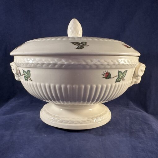 Wedgwood Moss Rose grote dekschaal met deksel, hoog 16 cm Ø 20,5 cm. - Afbeelding 2