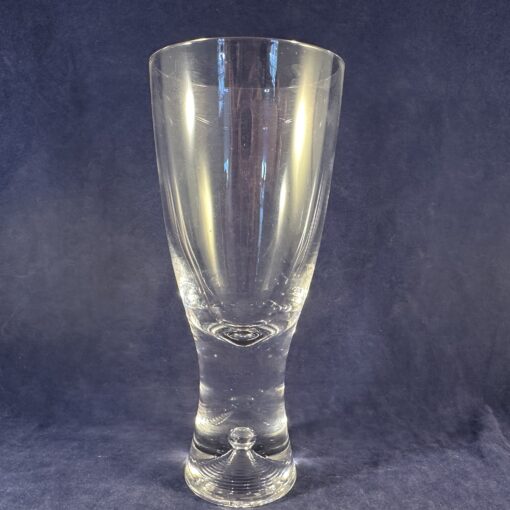 Iitala serie Tapio groot wijnglas of bierglas, 17 cm hoog, Ø 7,2 cm.