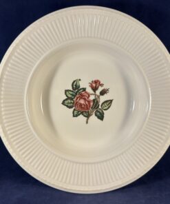 Wedgwood Moss Rose diep bord Ø 23 cm.