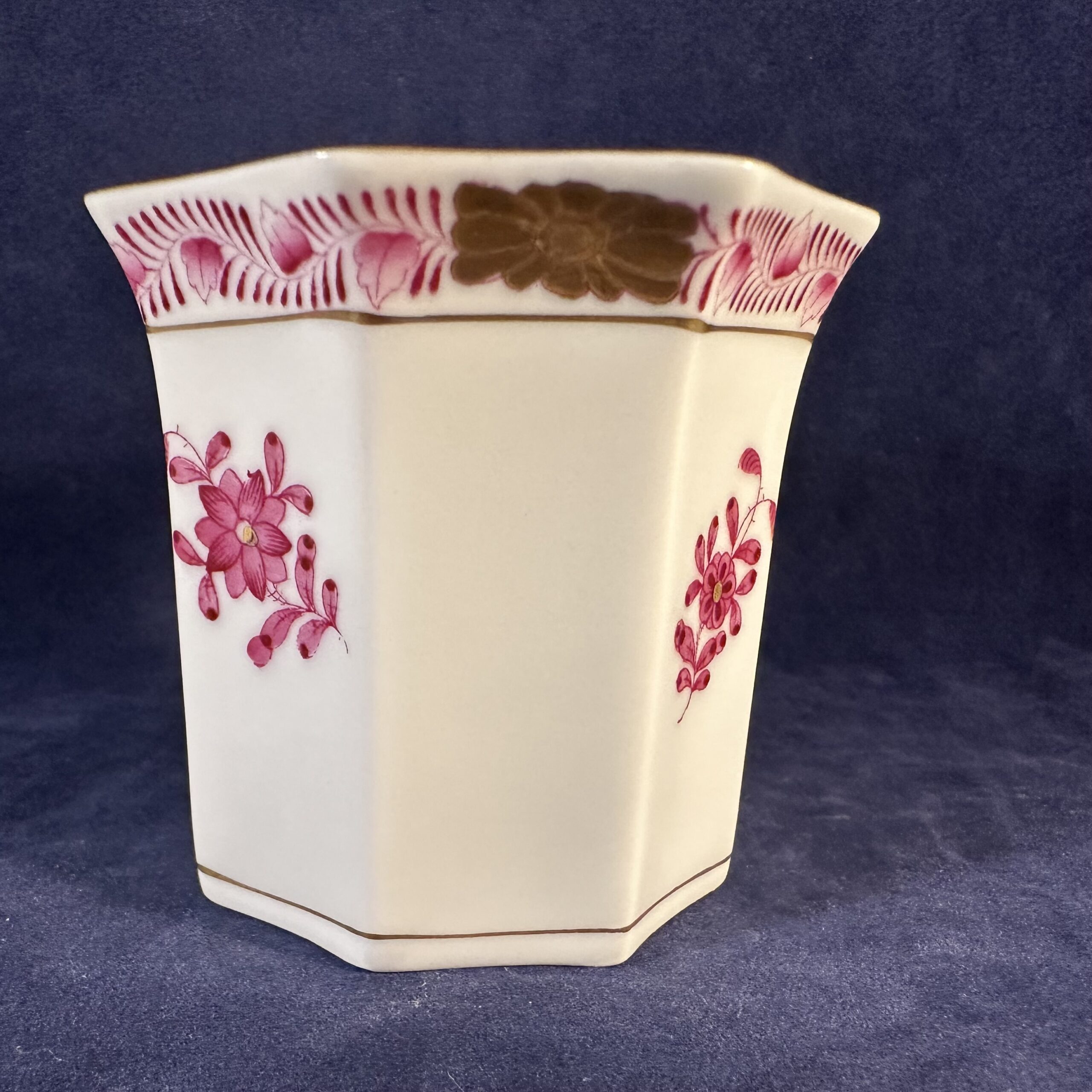 Herend Apponyi roze mini cachepot geschulpt nr 8960, hoog 6 cm - Afbeelding 2