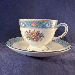 Wedgwood 'Runnymede' light blue kop met schotel Ø kop 8,4 cm hoog 7 cm