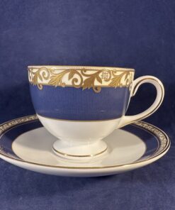 Wedgwood 'Rococo' kop met schotel Ø kop 8,4 cm hoog 6,9 cm