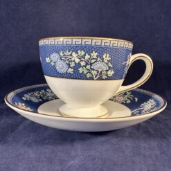 Wedgwood 'Blue Siam' kop met schotel Ø kop 8,4 cm hoog 6,9 cm