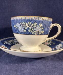Wedgwood 'Blue Siam' kop met schotel Ø kop 8,4 cm hoog 6,9 cm