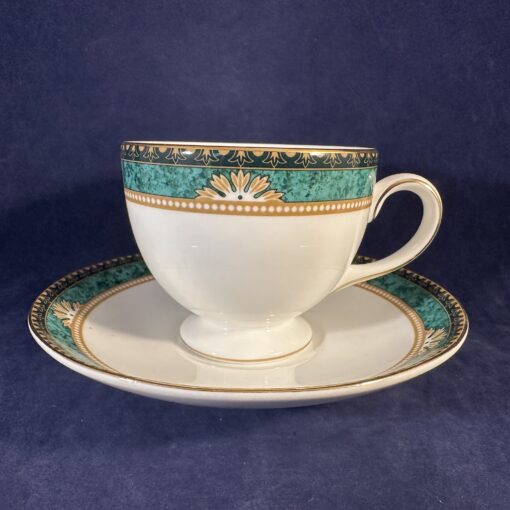 Wedgwood Bicentenary Celebration 'Lambourn' kop met schotel Ø kop 8,4 cm hoog 6,9 cm - Afbeelding 2