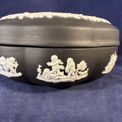 Wedgwood Jasperware zwart potje met deksel hoog 5 cm, Ø 12 cm - Afbeelding 2