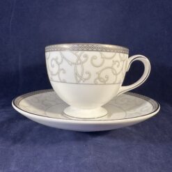 Wedgwood 'Celestial Platinum' kop met schotel Ø kop 8,4 cm hoog 6,9 cm