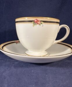Wedgwood 'Clio' kop met schotel Ø kop 8,4 cm hoog 6,9 cm