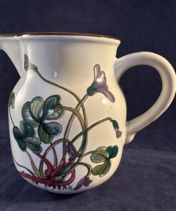 Villeroy en Boch 'Botanica' roomkannetje, hoog 9 cm, Oxalis acetosella (paars)