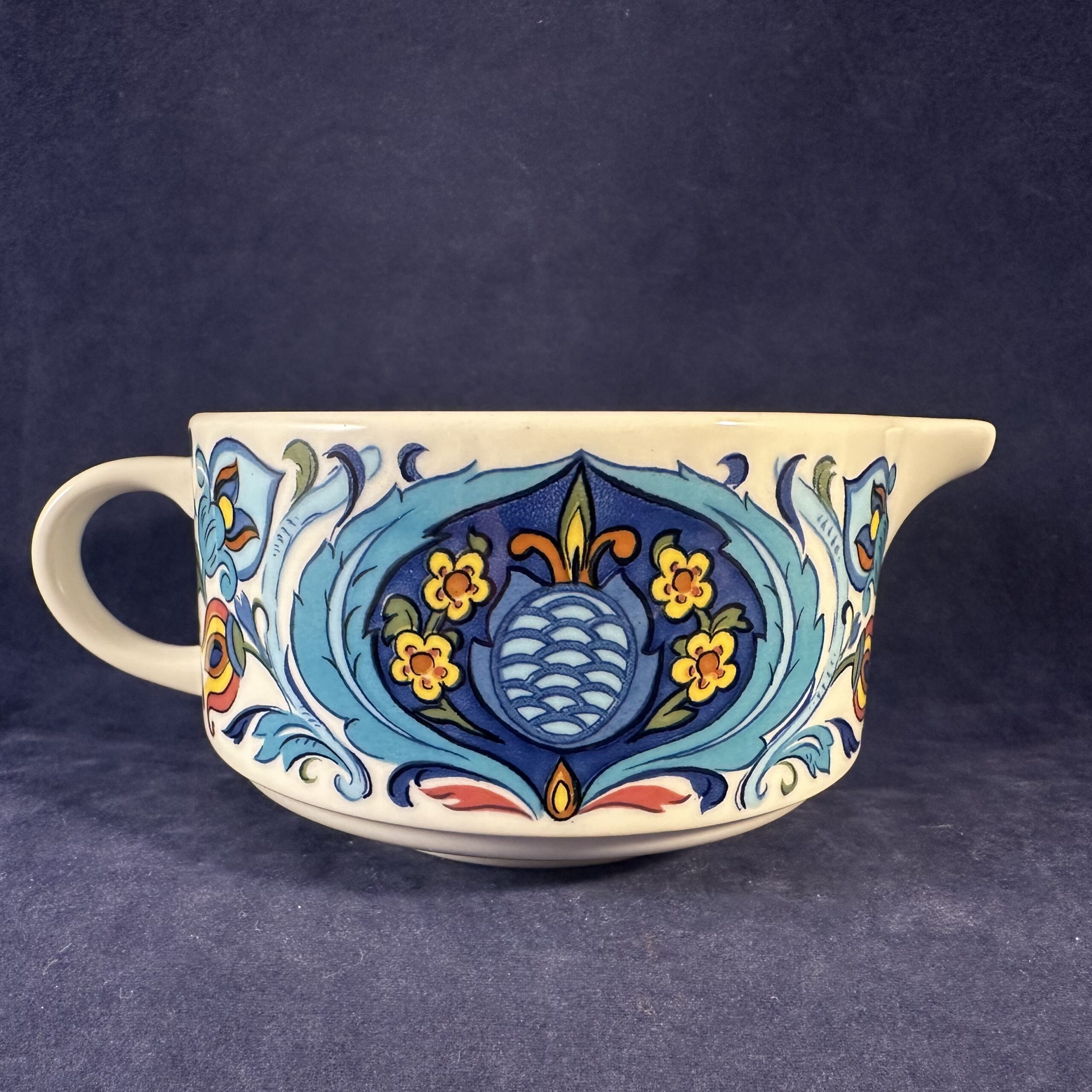 Villeroy en Boch 'Izmir' roomkannetje Ø 9 cm., 5 cm hoog. - Afbeelding 2