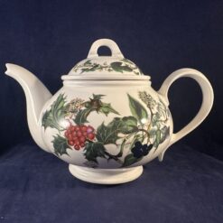 Portmeirion Botanic Garden'The Holly and the Ivy' theepot hoog 17 cm, inhoud 1 liter.