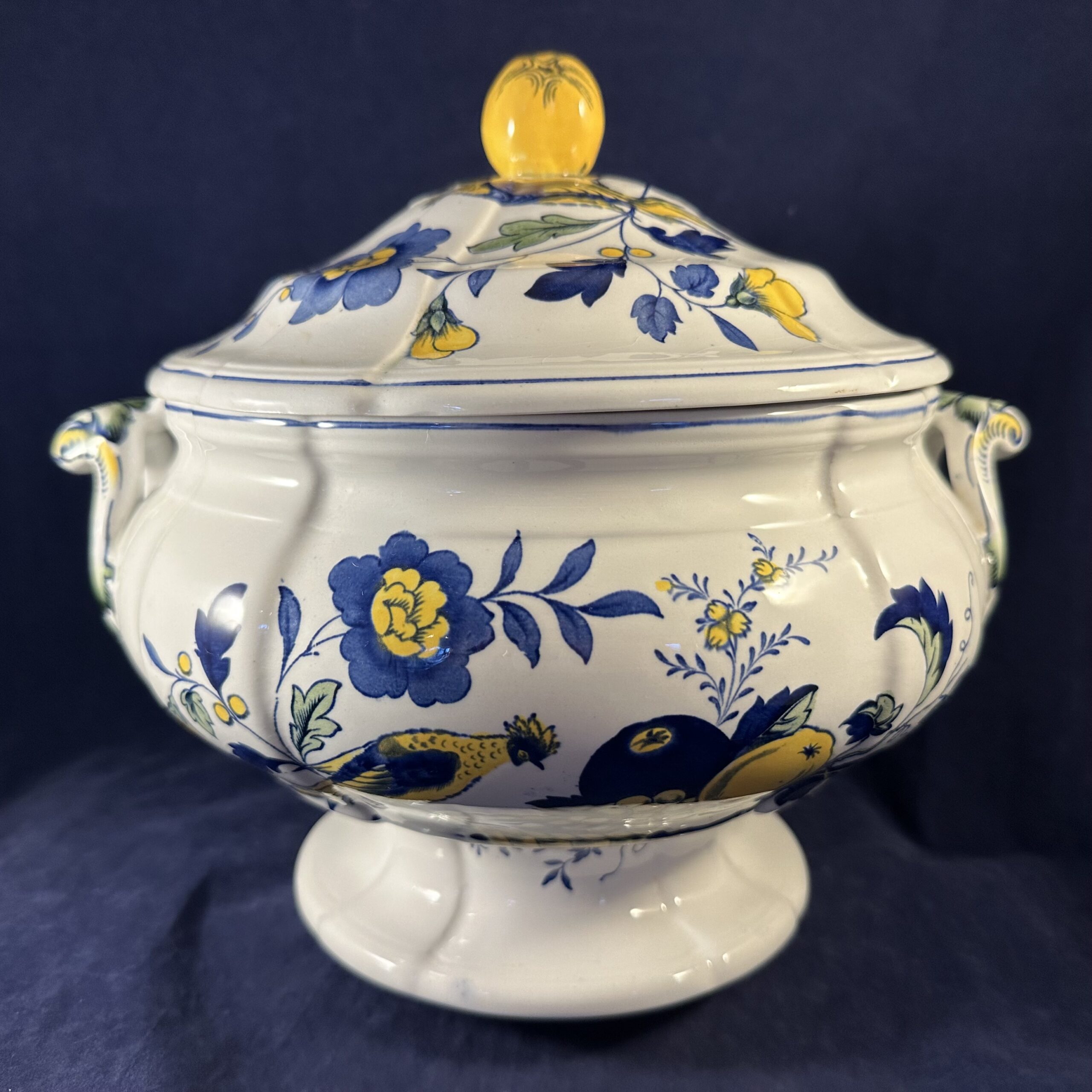 Spode 'Blue Bird' soepterrine Ø 20 cm, hoog 24 cm.