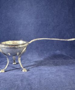 Kempen en Begeer zilver theezeefje met lekbakje 2de gehalte 66 gram