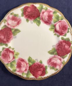 Royal Albert 'Old English Rose' gebaksbordje Ø 16 cm.