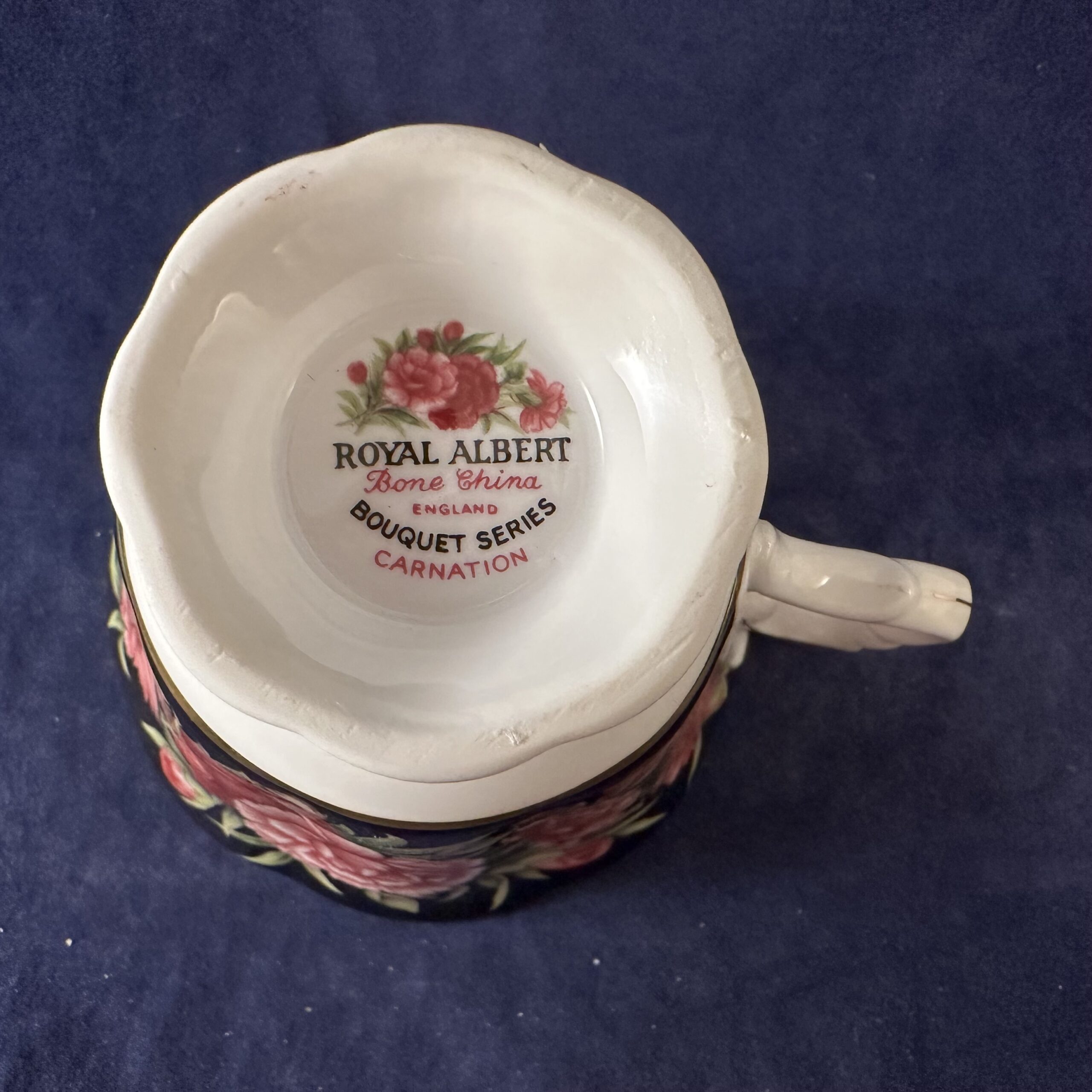 Royal Albert 'Bouquet Series' 'Carnation' kop en schotel Ø 9 cm hoog 7,4 cm - Afbeelding 2