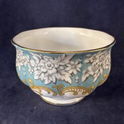 Royal Albert "Enchantment" suikerbakje, Ø 8 cm, hoog 5,5 cm.