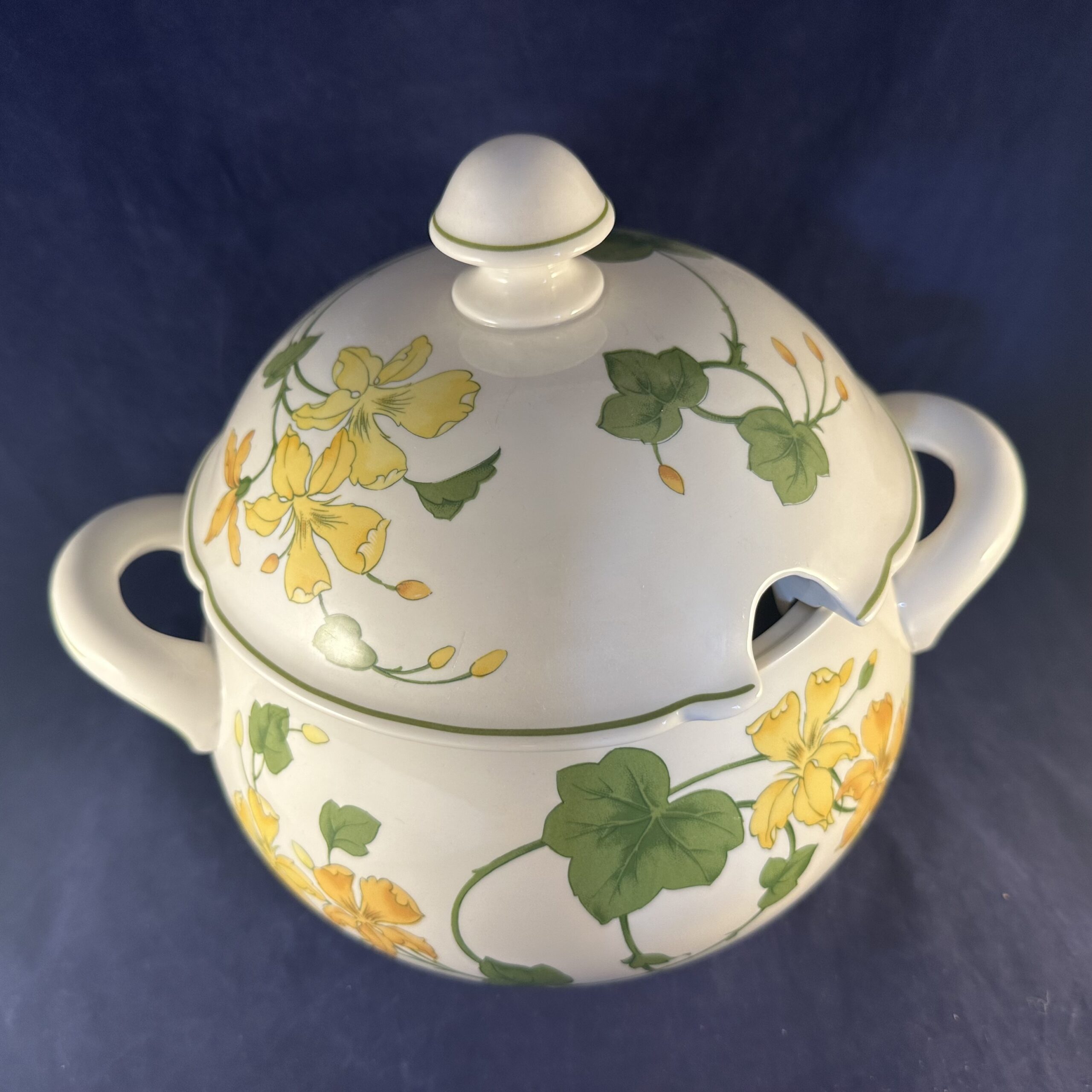 Villeroy en Boch Geranium terrine Ø 18 cm, hoog 21 cm - Afbeelding 2