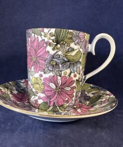 Royal Albert koffiekop en schotel - serie Camelot Ø 6,3 cm, hoog 7,5 cm