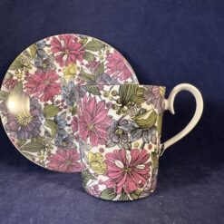 Royal Albert koffie kopje - serie Camelot Ø 6,5 cm, hoog 6,5 cm