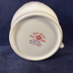 Royal Albert 'Petit Point' mok hoog 8 cm Ø 8,5 cm