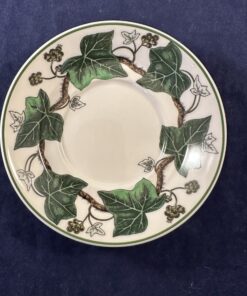 Wedgwood 'Napoleon Ivy' losse schotel voor moccakop Ø 11 cm.